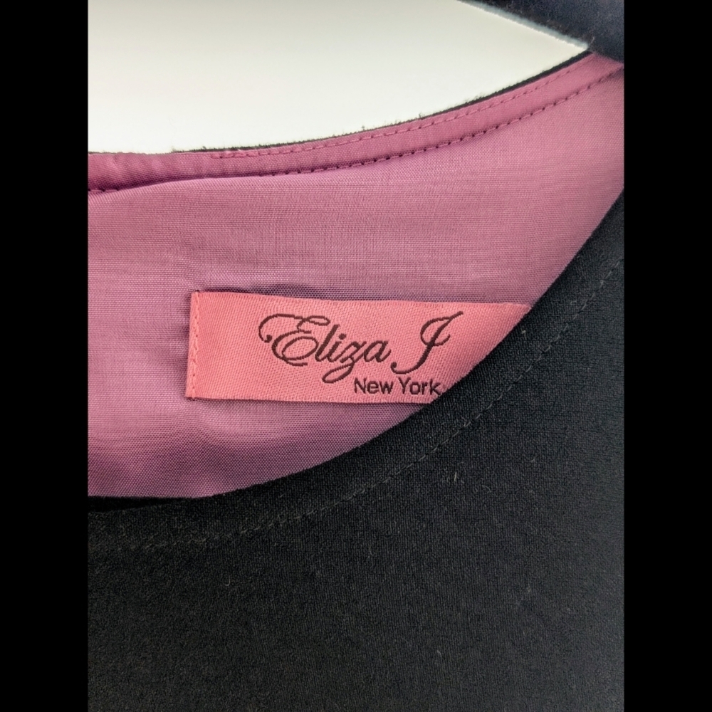 Eliza J Black Dress with Mauve Lining - Picture 3 of 7